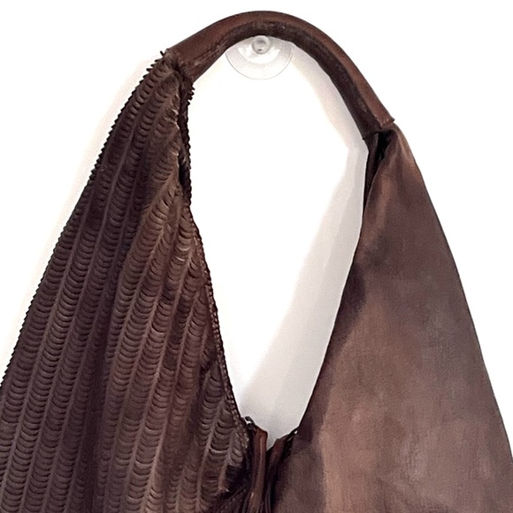 Johnny Was  RARE Taupe Slouchy Leather Bag - Picture 6 of 15